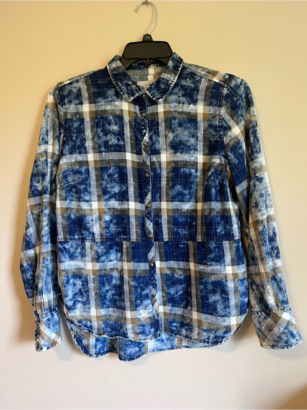 Women’s Wrangler Plaid Western Snap-Front Shirt/blue/olive green white bleached